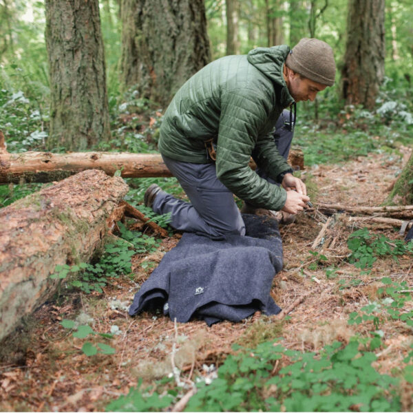 Military Wool Blanket | Heavy-Duty 80% Wool (64" x 88")